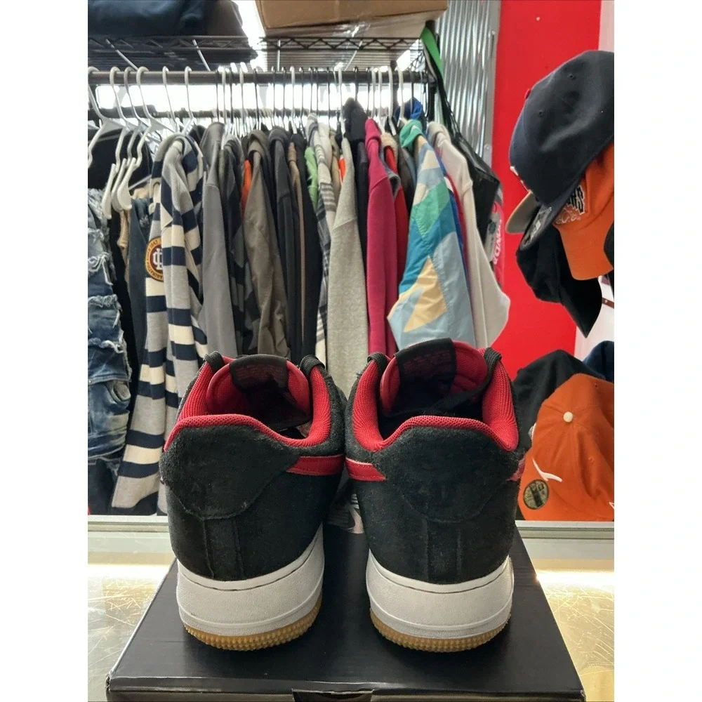 Nike Air Force 1 Low '07 LV8 Black Red-size 10.5 IB6388-004